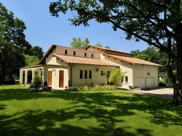 Maison 7 pièces 195 m²