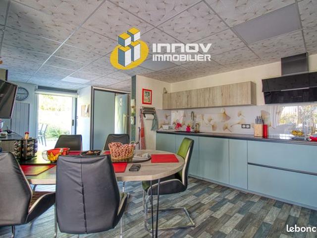 Maison 7 pièces 195 m²