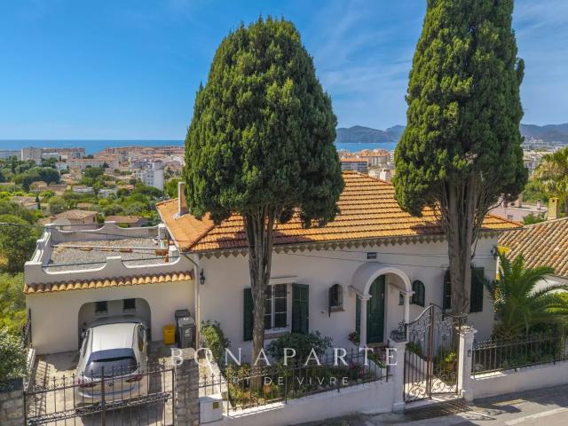 Maison 7 pièces 195 m²