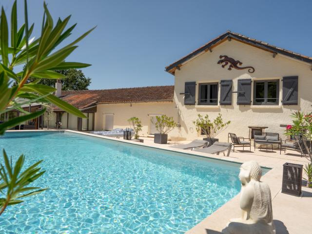 Maison 7 pièces 195 m²