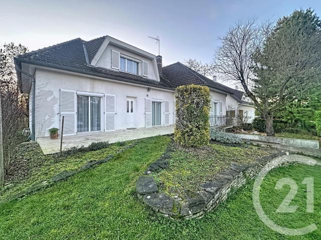 Maison 7 pièces 195 m²