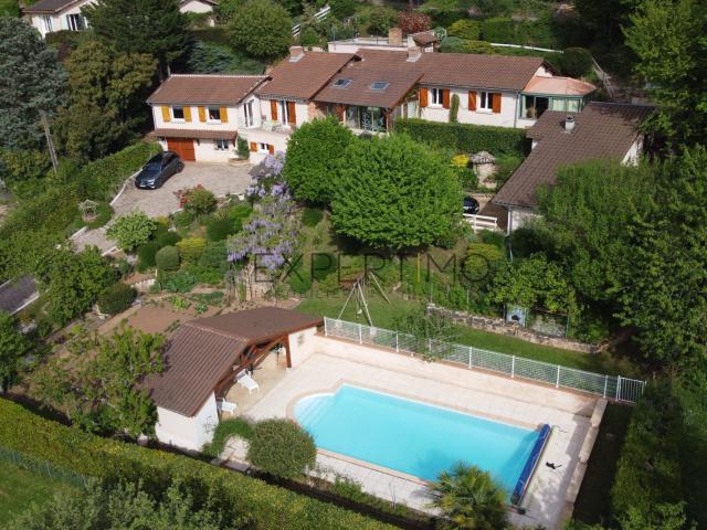 Maison 7 pièces 195 m²