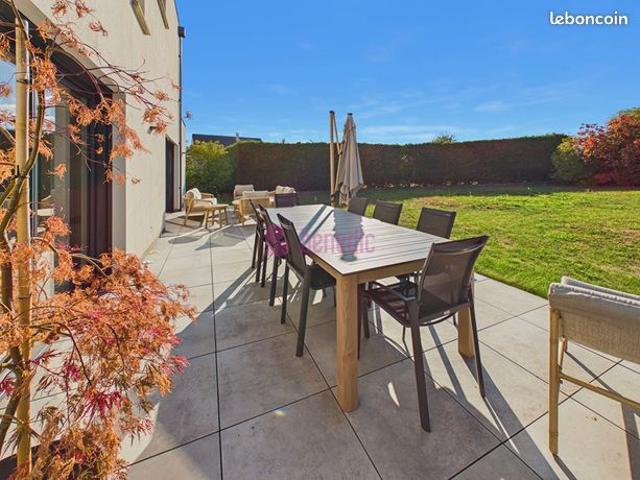 Maison 7 pièces 195 m²