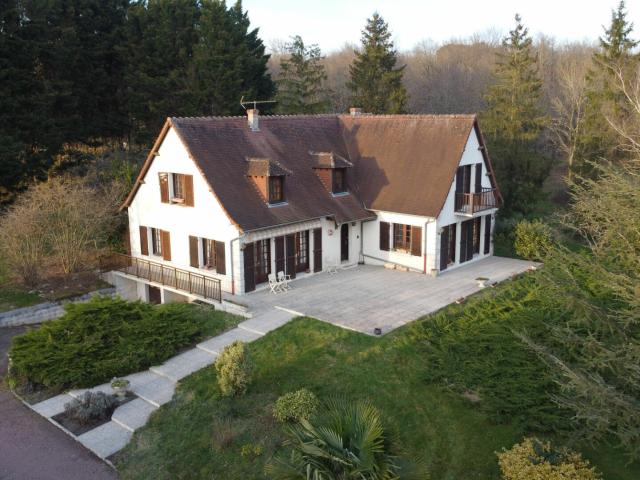 Maison 7 pièces 195 m²