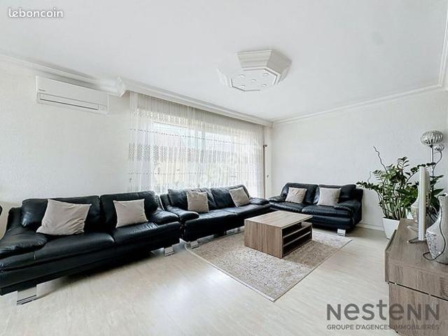 Maison 7 pièces 196 m²