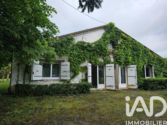 Maison 7 pièces 196 m²