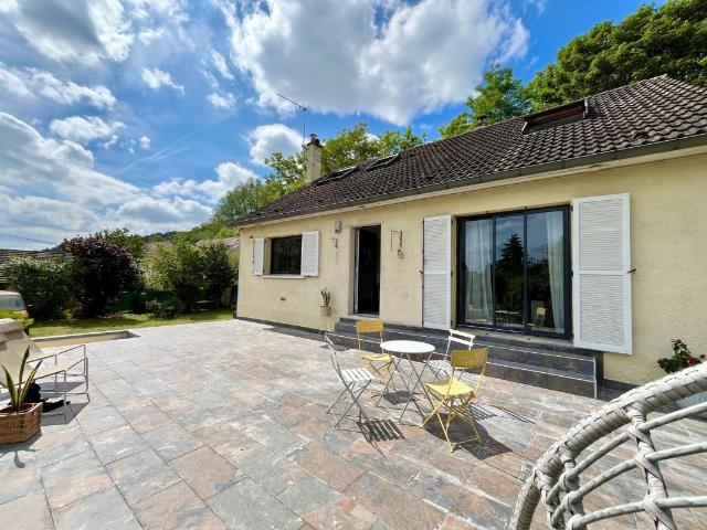 Maison 7 pièces 196 m²