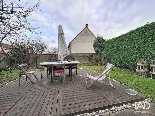 Maison 7 pièces 196 m²
