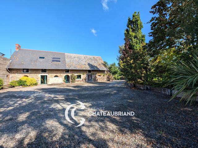 Maison 7 pièces 196 m²
