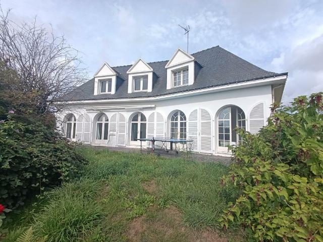 Maison 7 pièces 196 m²
