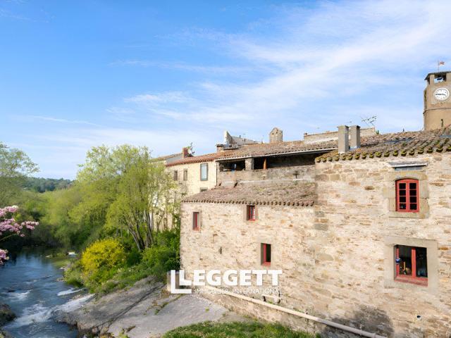 Maison 7 pièces 196 m²