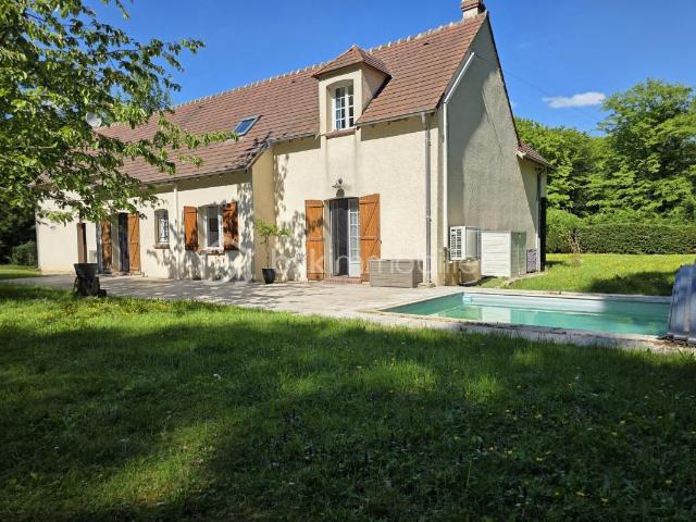 Maison 7 pièces 196 m²