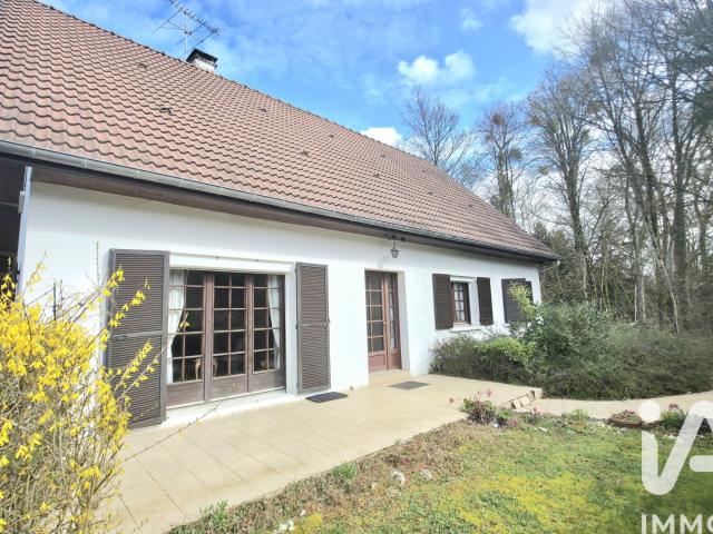 Maison 7 pièces 196 m²