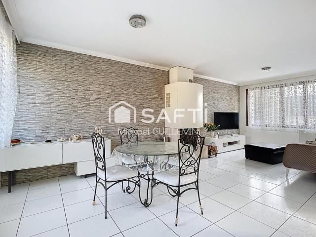Maison 7 pièces 196 m²