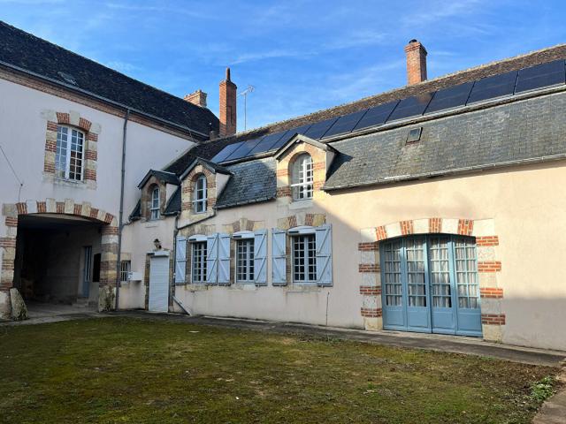 Maison 7 pièces 196 m²