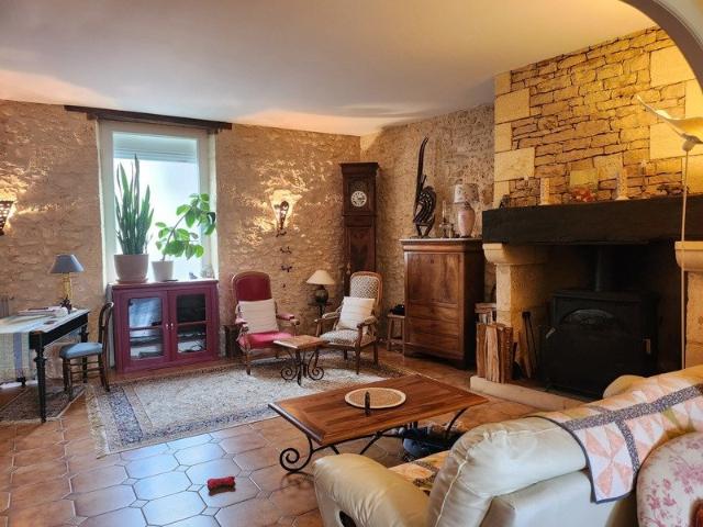 Maison 7 pièces 196 m²