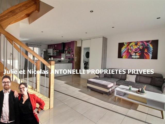 Maison 7 pièces 196 m²