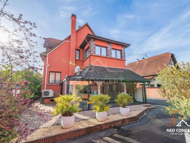 Maison 7 pièces 196 m²