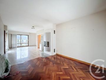 Maison 7 pièces 196 m²