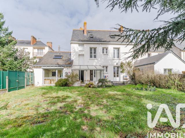 Maison 7 pièces 197 m²
