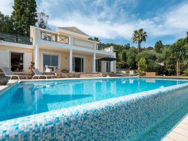 Maison 7 pièces 197 m²