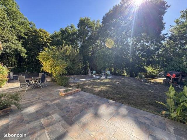 Maison 7 pièces 197 m²