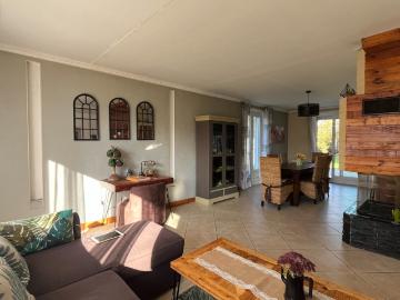 Maison 7 pièces 197 m²