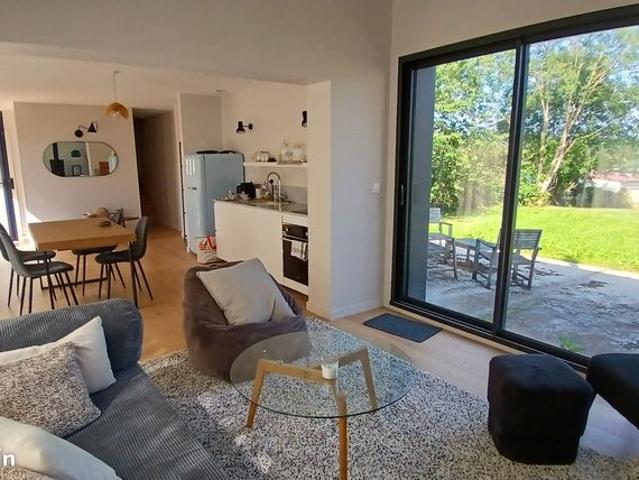 Maison 7 pièces 197 m²