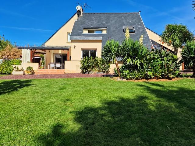 Maison 7 pièces 198 m²