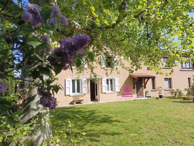Maison 7 pièces 198 m²