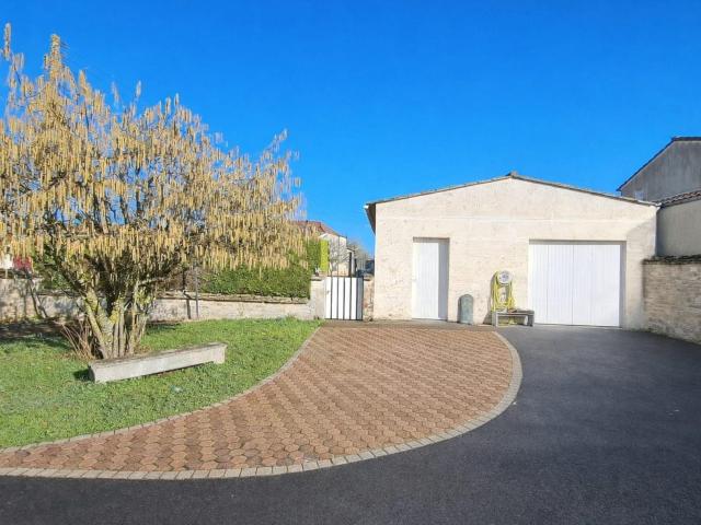Maison 7 pièces 198 m²