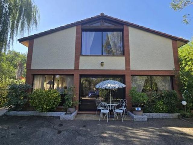 Maison 7 pièces 198 m²
