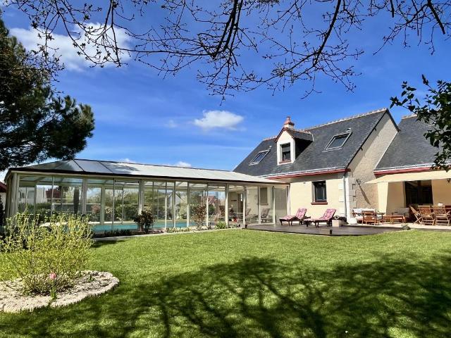Maison 7 pièces 197 m²