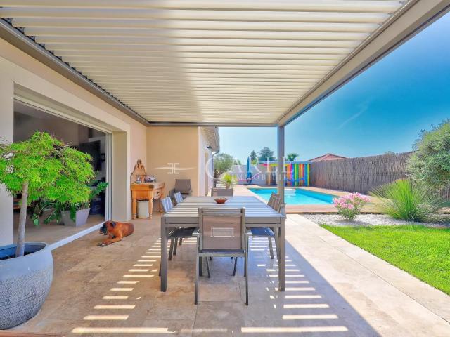 Maison 7 pièces 198 m²