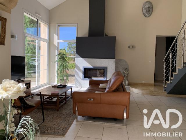 Maison 7 pièces 198 m²