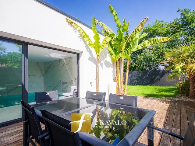 Maison 7 pièces 198 m²