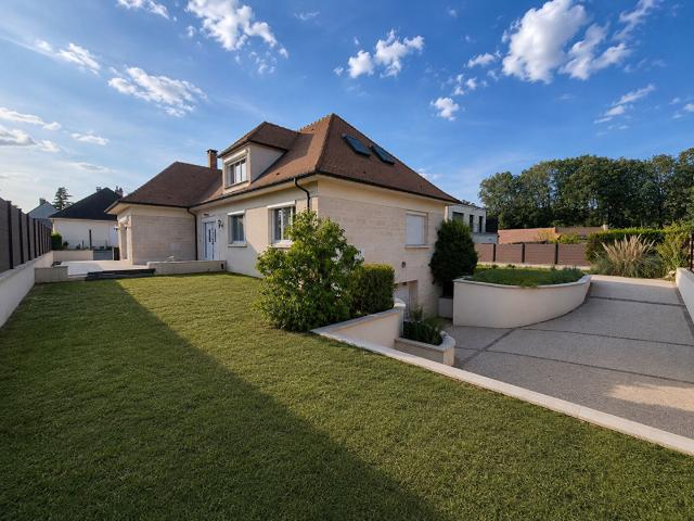 Maison 7 pièces 199 m²