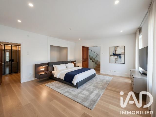 Maison 7 pièces 199 m²