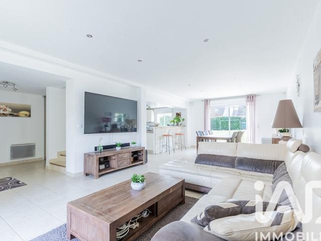 Maison 7 pièces 199 m²