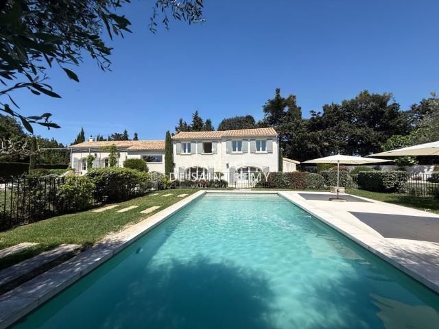 Maison 7 pièces 190 m²