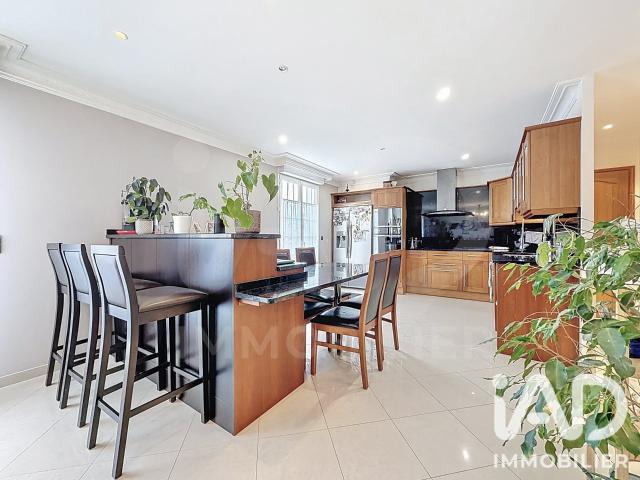 Maison 7 pièces 190 m²
