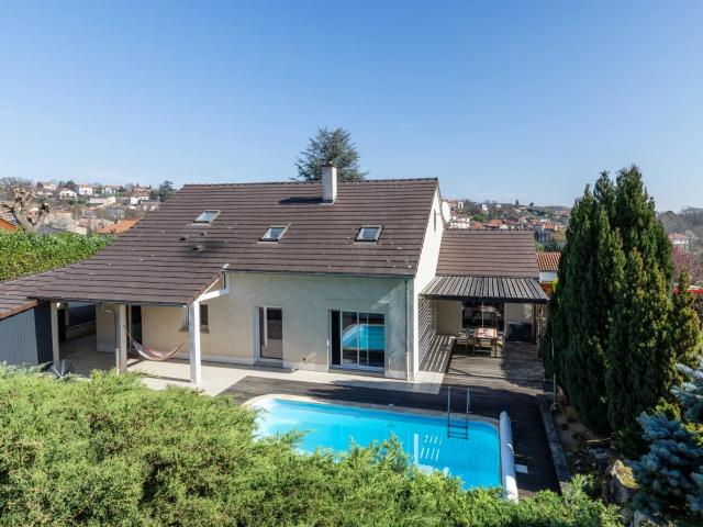 Maison 7 pièces 190 m²
