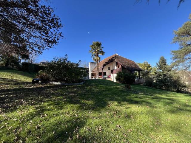 Maison 7 pièces 190 m²