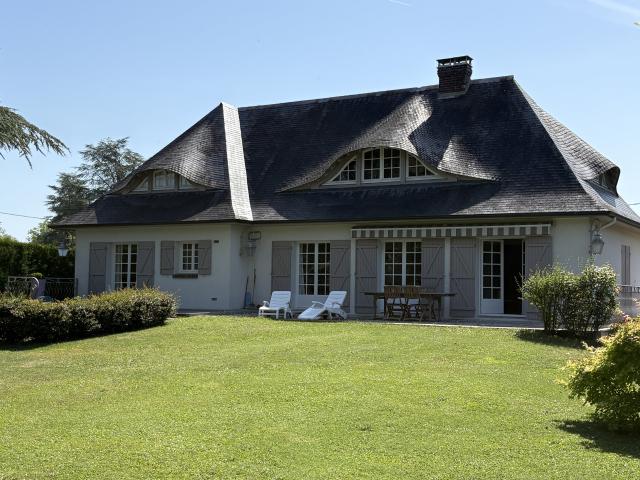 Maison 7 pièces 190 m²
