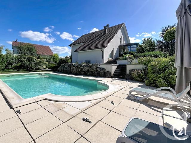 Maison 7 pièces 190 m²