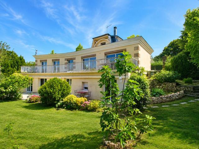 Maison 7 pièces 190 m²