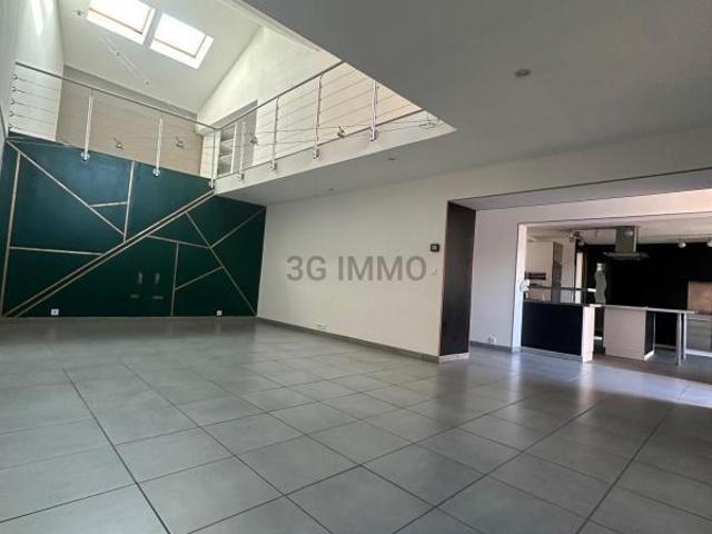 Maison 7 pièces 190 m²