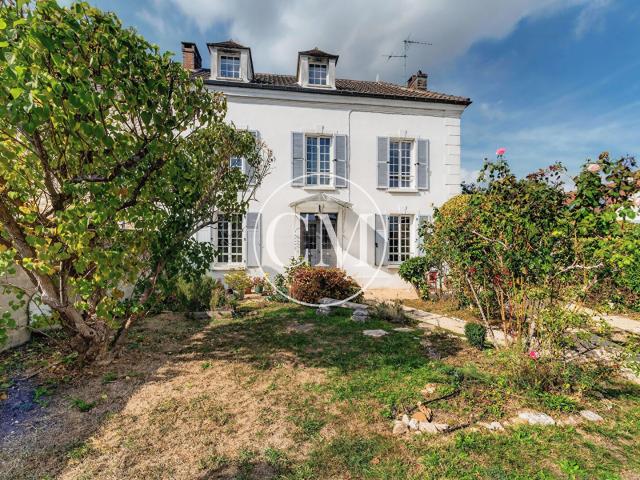 Maison 7 pièces 190 m²