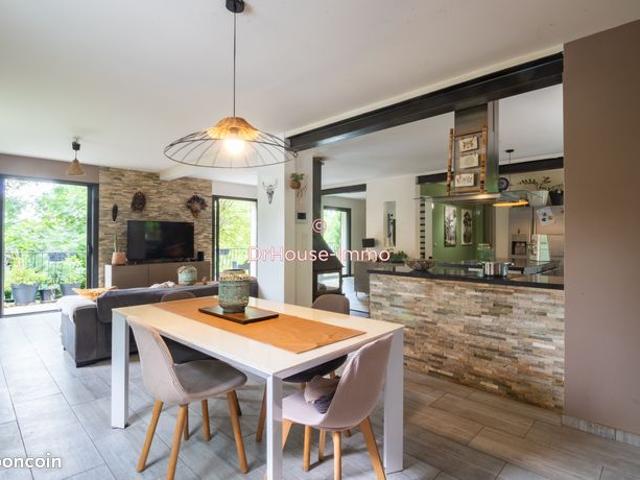 Maison 7 pièces 190 m²