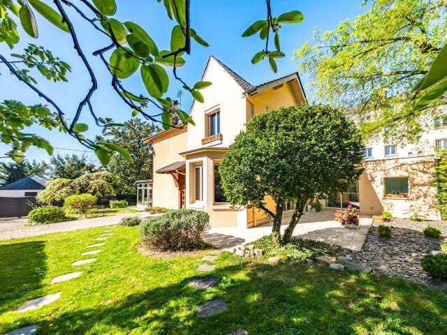 Maison 7 pièces 190 m²